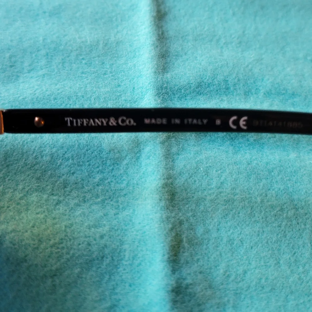 SOLD Tiffany & Co Sunglasses TF4170. MA1215 - Picture 8 of 17
